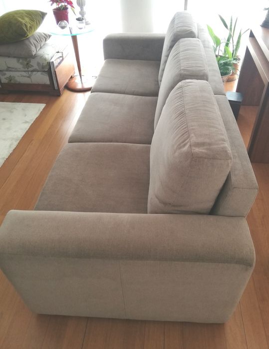 Sofá 3 lugares em tecido