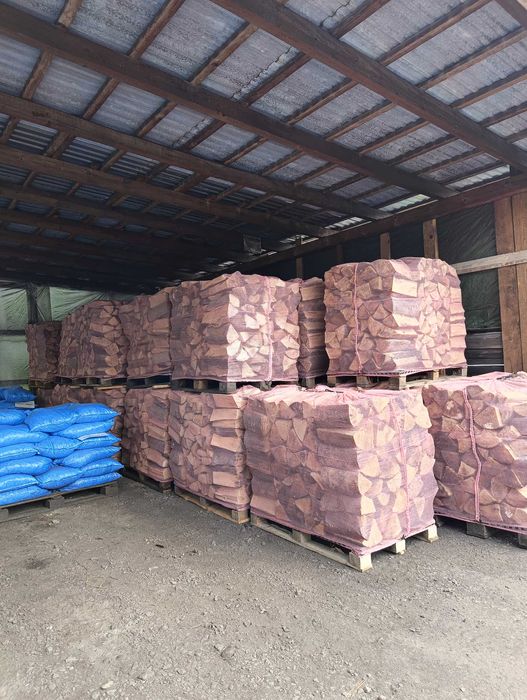 Suche drewno kominkowe opałowe jawor grab