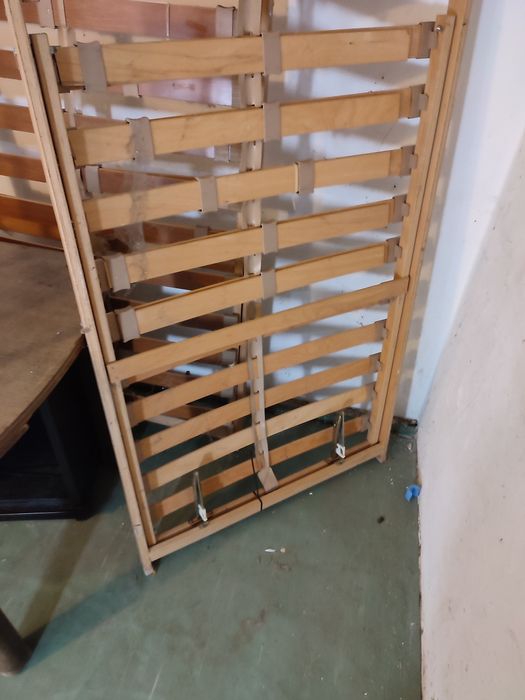 Stelaże łuskowe stan bardzo dobry