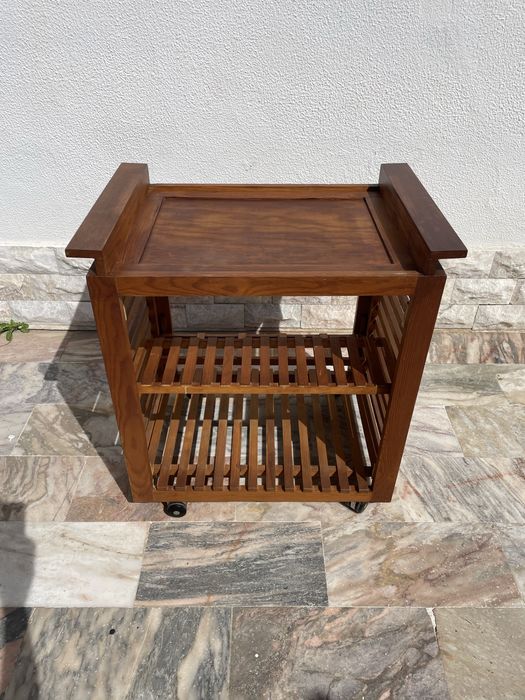 Carrinho apoio cozinha madeira