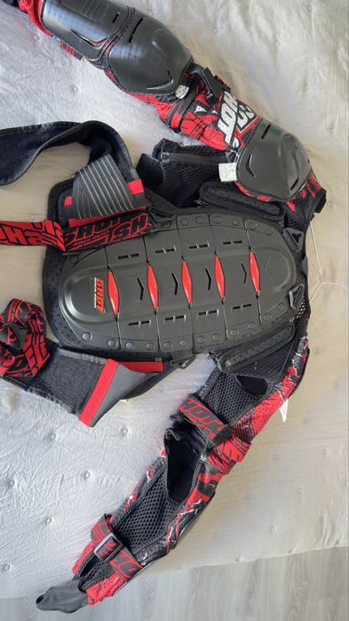 Armadura de proteção oara andar de mota