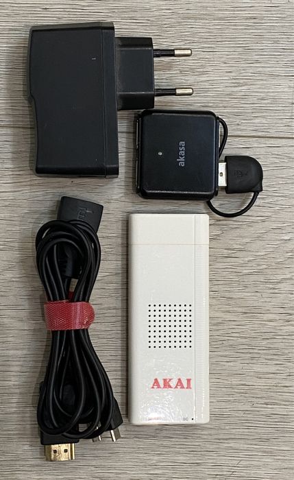 Смарт-приставка Akai rk30sdk