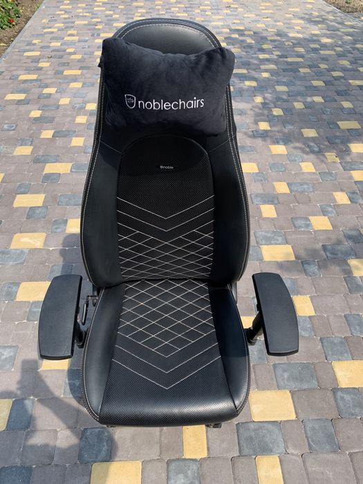 Noblechairs Icon шкіряне ігрове ортопедичне компютерне офісне крісло