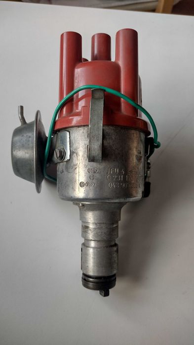 Oryginalny aparat zapłonowy Garbus VW BOSCH