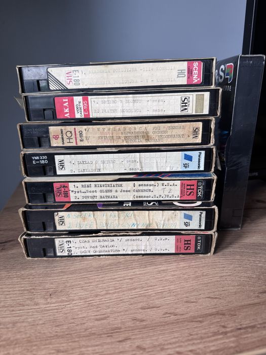 Kasety VHS filmy 7 szt