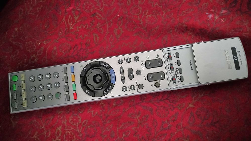 Tv sony KDL 46X2000