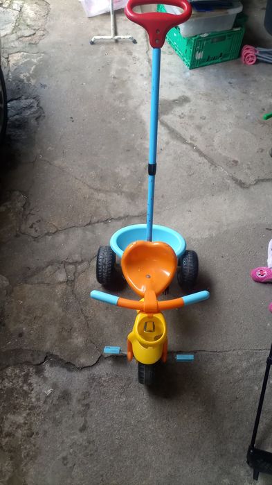 Triciclo de criança