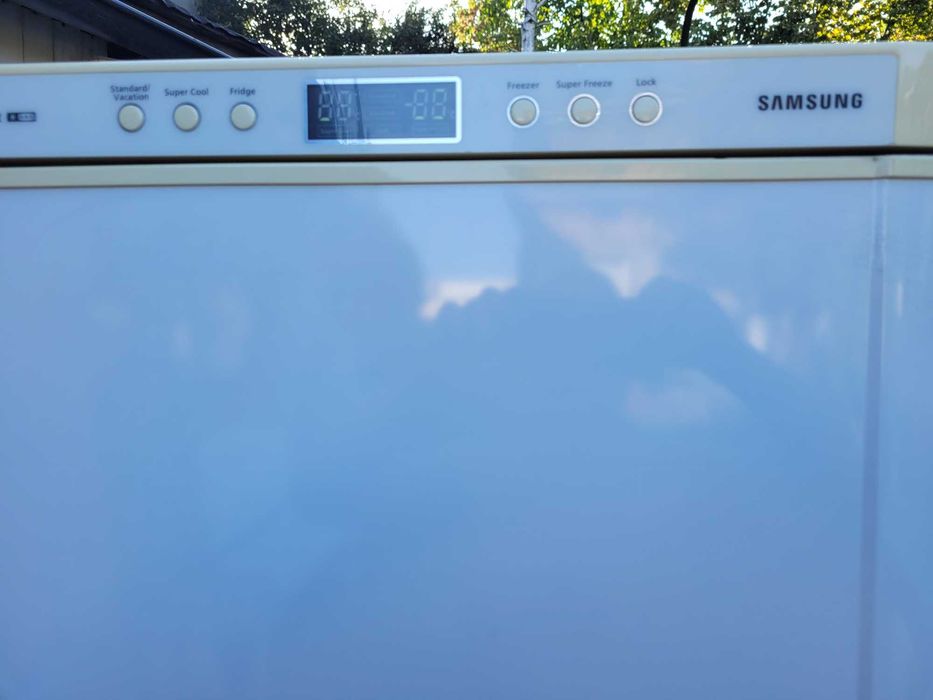 sprzedam lodówkę samsung