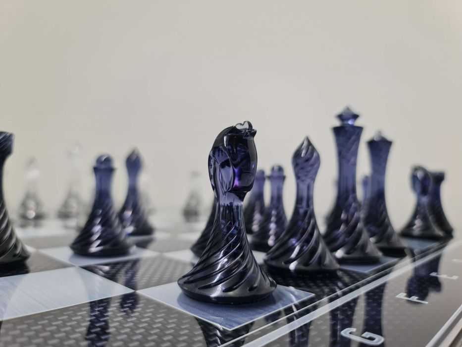 Шахматы из стекла, стеклянные. Шахи зі скла, скляні. Дизайн под заказ.