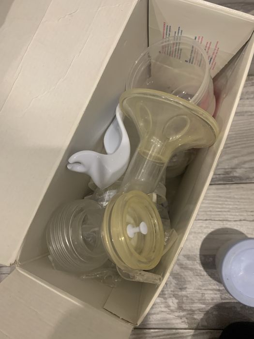 Молоковідсмоктувач Philips Avent Isis