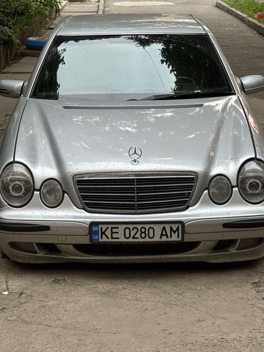Mecedes w210 рест 2.2 cdi седан лупатый