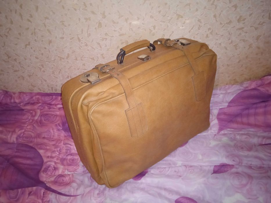 Чемодан СССР  портфель СССР
