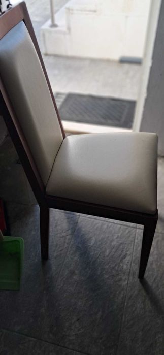 4 Cadeiras de Sala
