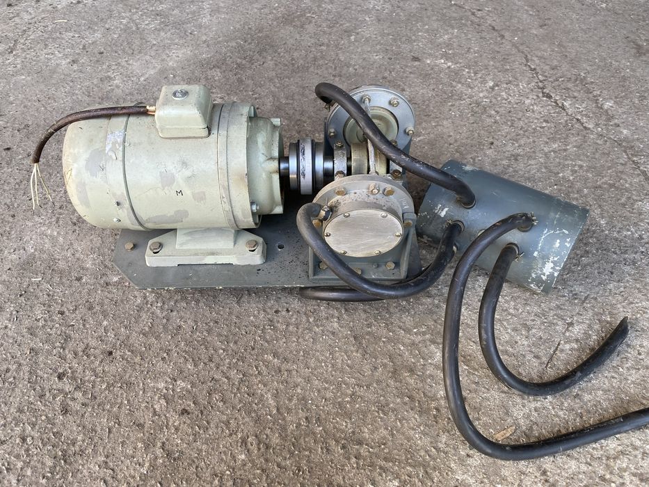 Компресор вакуумний, мембранна помпа