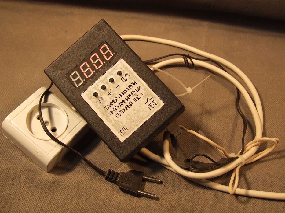 Суточный таймер цифровой ТЦС-1/реле времени/на брудер/в курятник