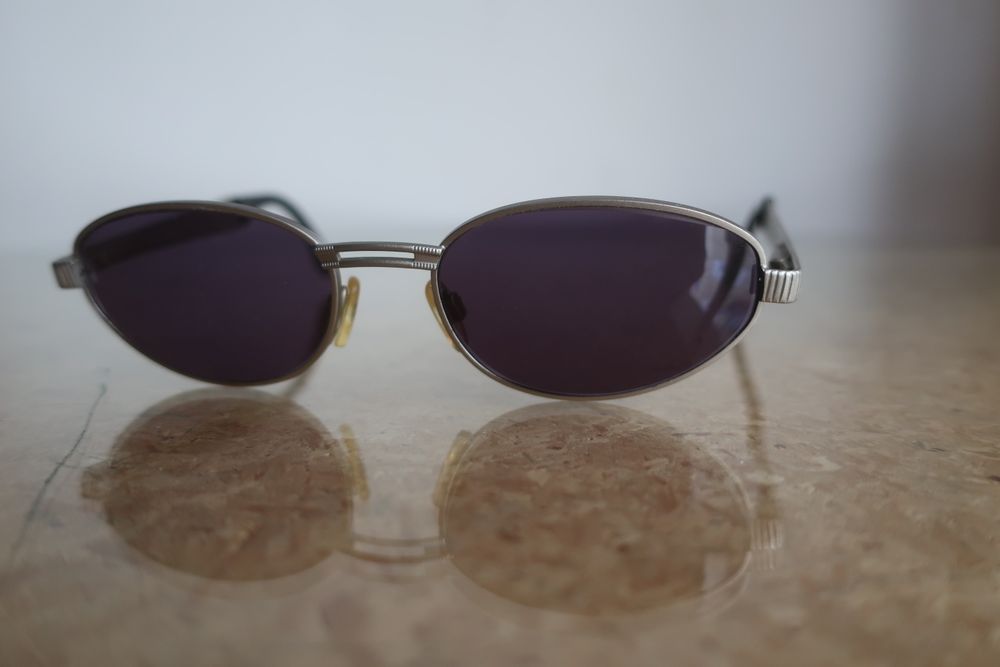 Óculos de sol anos 90 marca Notorio (Made in Italy, 1997)
