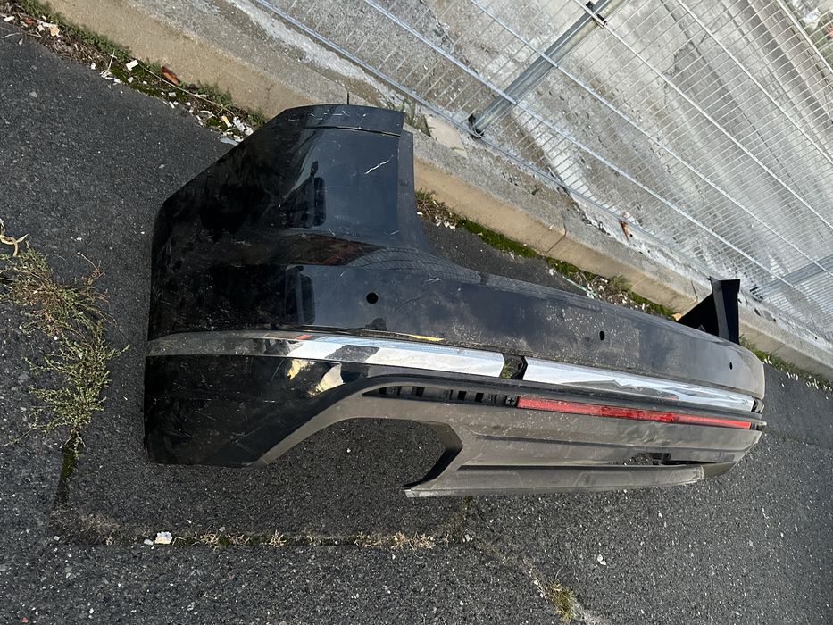 Бампер задній Touareg R-line CR