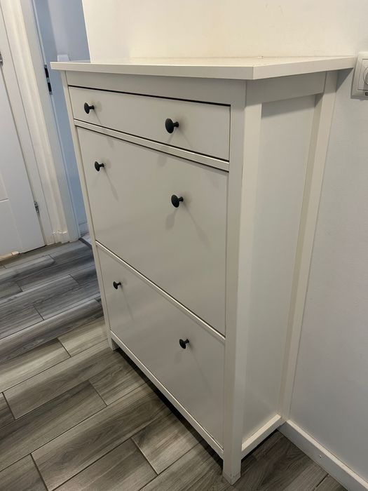 Szafka na buty Ikea HEMNES