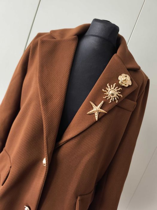 Elegancka Brązowa Marynarka Włochy Broszki