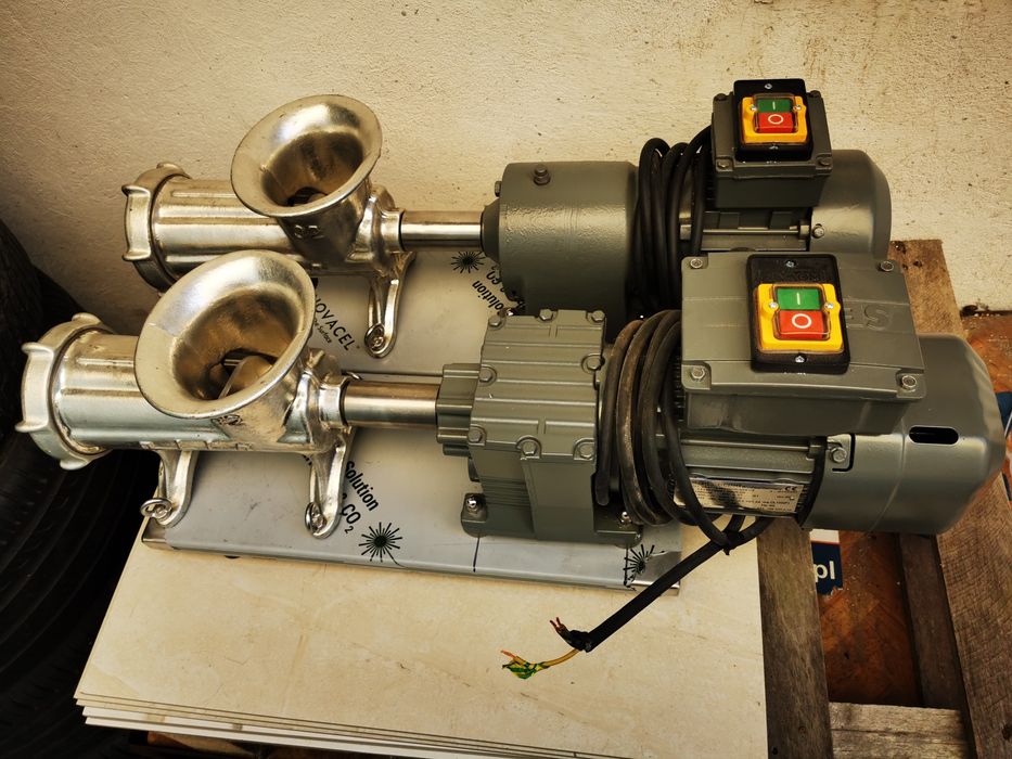 Polska maszynka do mięsa Alfa 32 z silnikiem motoreduktorem 230v 400v