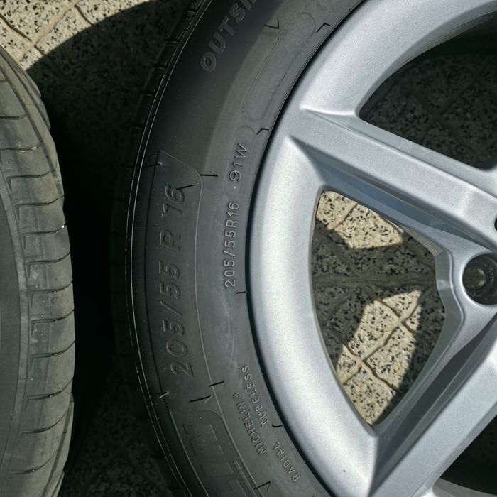 Jantes Originais BMW 16" Style 654 + Pneus Michelin Primacy 4 (205/55 R16)