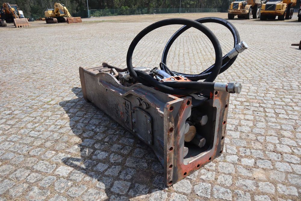 NPK GH-9 1607 kg 17–24 t Martelo Hidráulico
