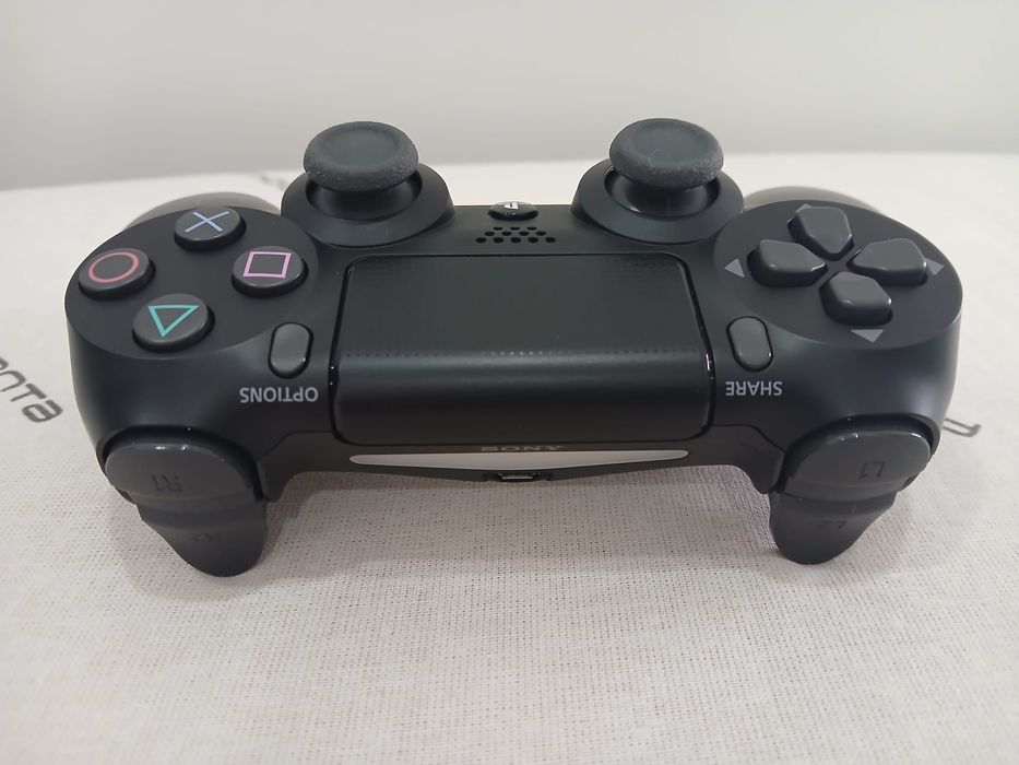Comando sem fios DUALSHOCK®4 (pouco uso)