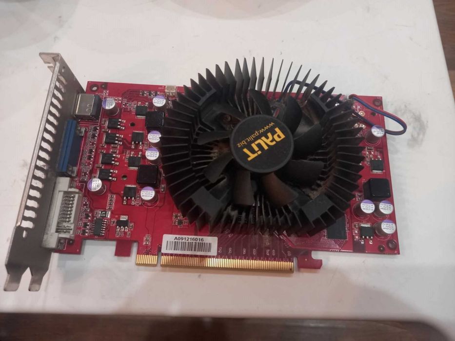 Athlon 6000+  RAM DDR2  GF 9800GT 1gb AM2 zasilacz 550w
