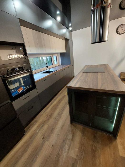 meble kuchenne pokojowe łazienkowe szafy