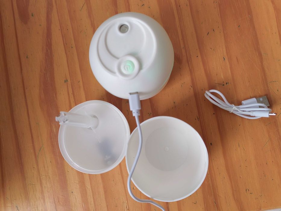 Nawilżacz powietrza zapachowy, USB biały