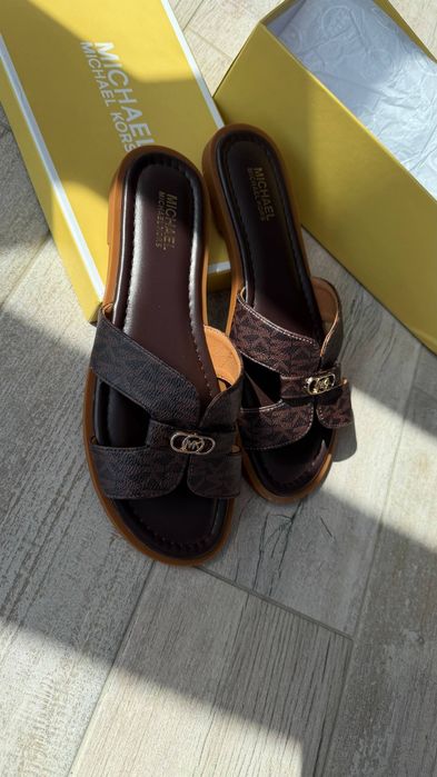 Шльопанці Michael Kors  кос  босоніжки тапочки