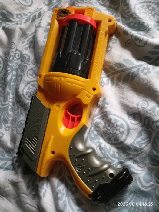Wyrzutnia Nerf N-Strike Maverick REV-6