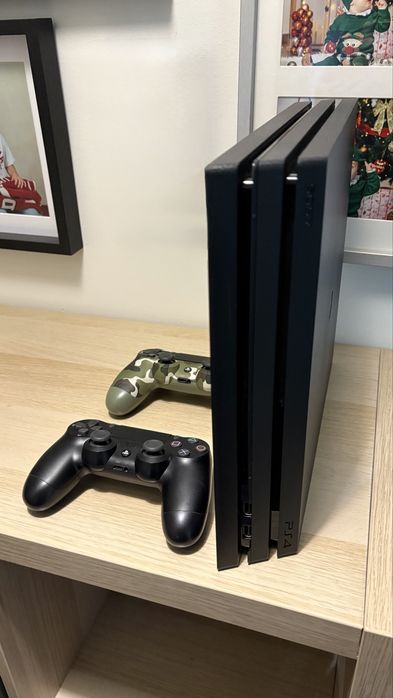 Playstation 4 pro 1tb