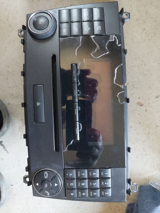 Radio mercedes w203 lift 2005r model MF2530