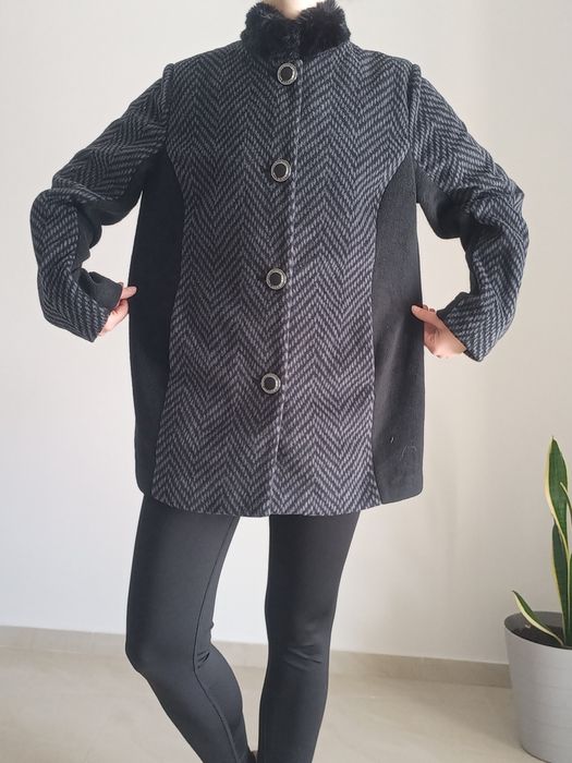 Świetny lekki płaszczyk damski jesienny przejściowy rozmiar M 38