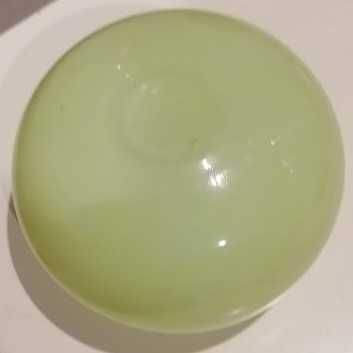 Tulipa em vidro pintado verde claro