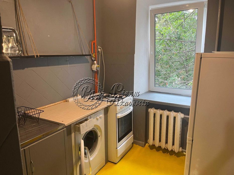 Продам квартиру Київ, Лєскова вул.