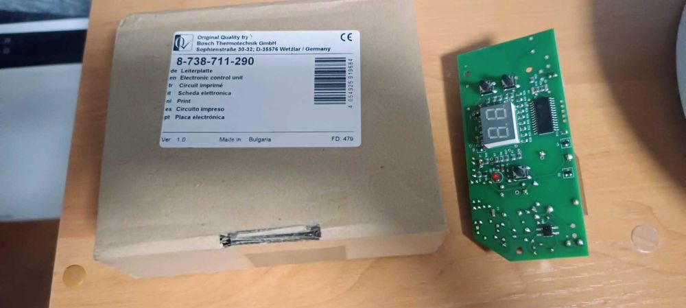 Плата для бойлерів BOSCH TRONIC 8000 T