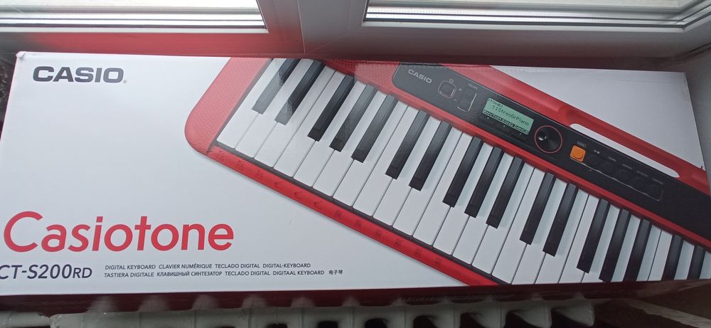 Синтезатор Casio