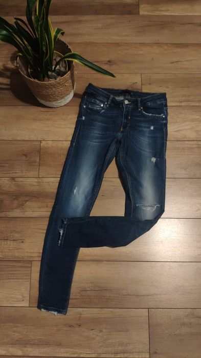 Jeansy z dziurami Zara superelastyczne shaping 36 / 38