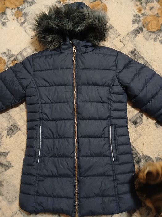 Зимова курточка на дівчинку