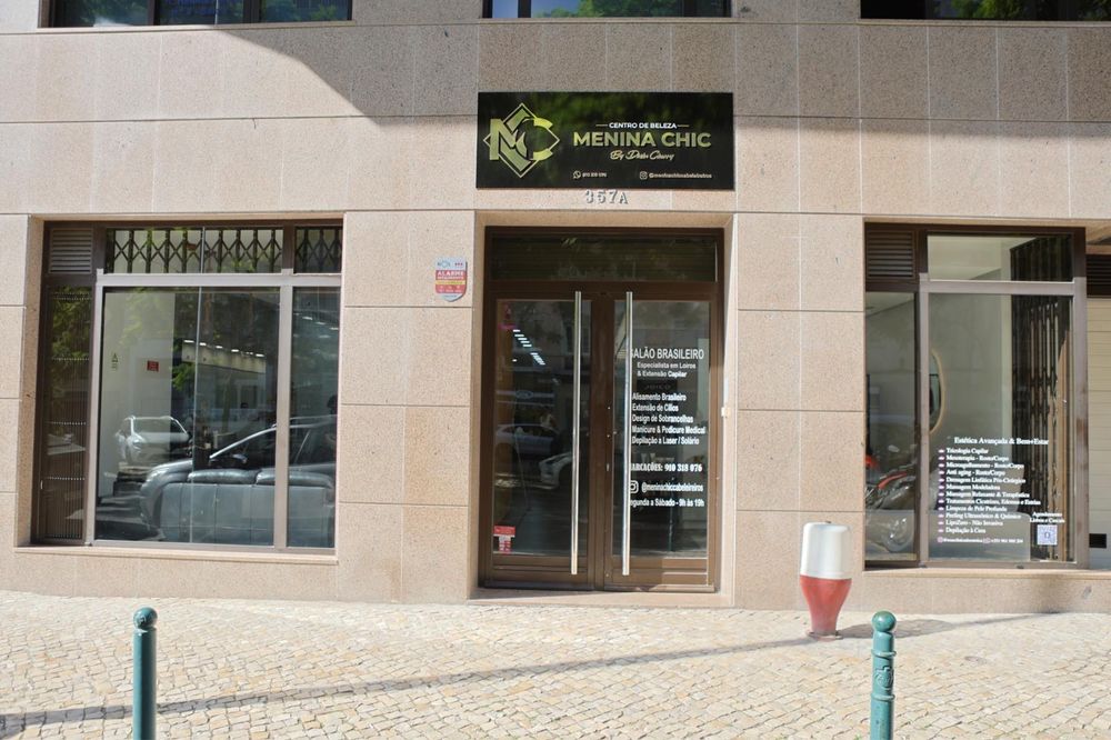 Arrendo mesa de manicure
