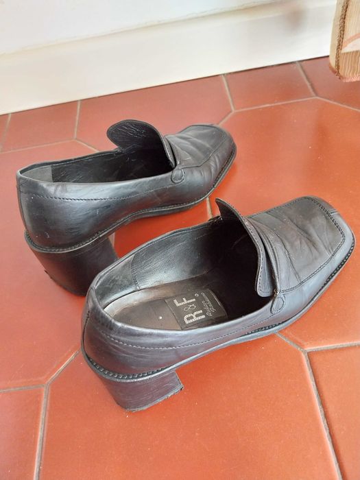 Sapatos de salto, clássicos, pretos, sola de couro, 35