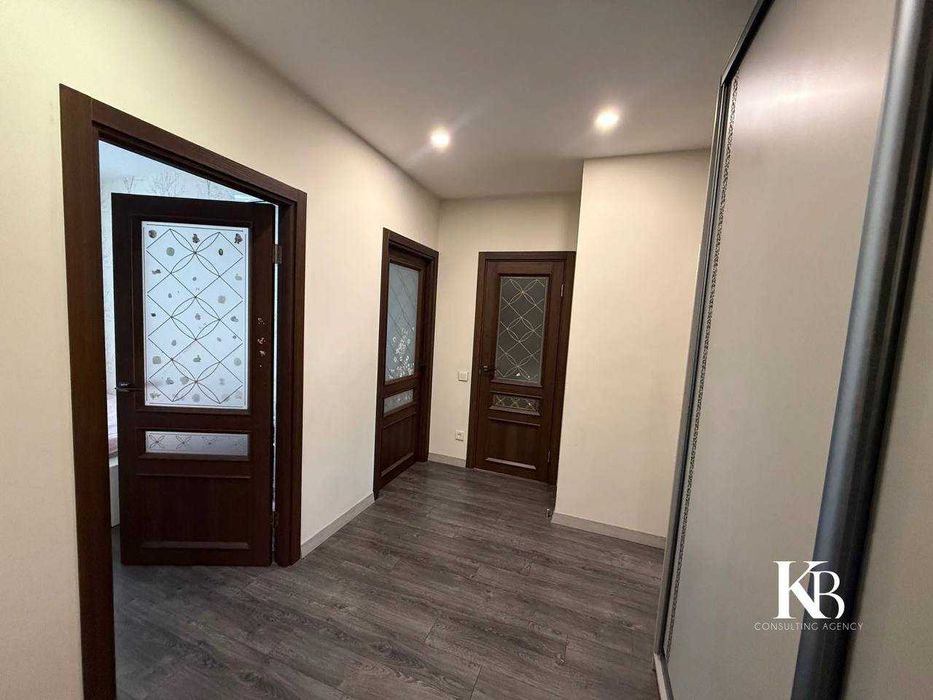 Продам 4 х кімнатну квартиру 3 окремі спальні River Park Видова 87 м2