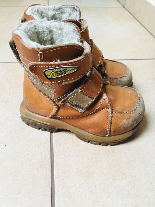 Zimowe buty skórzane 24