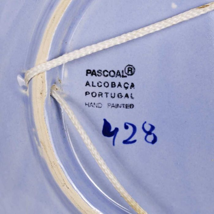 Prato decorativo de Alcobaça pintado à mão