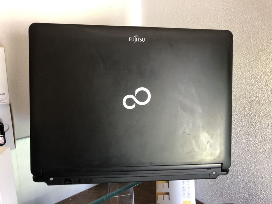 Portatil Fujitsu