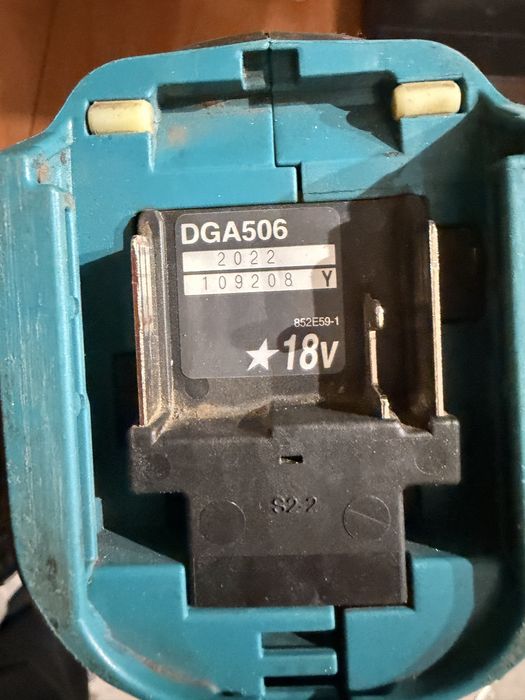 Szlifierka Makita DGA 506