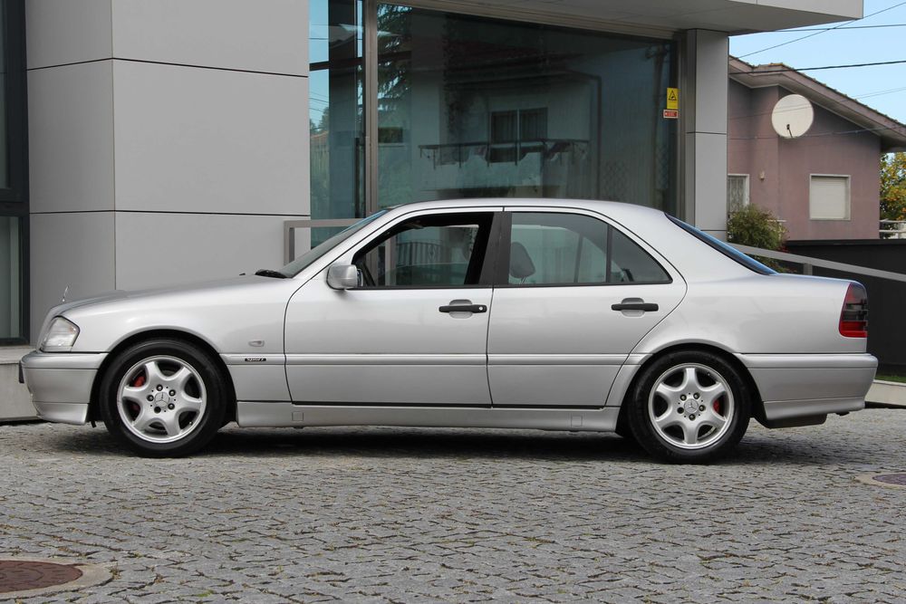Mercedes-Benz C-250 TD Sport - Desde 60€/mês