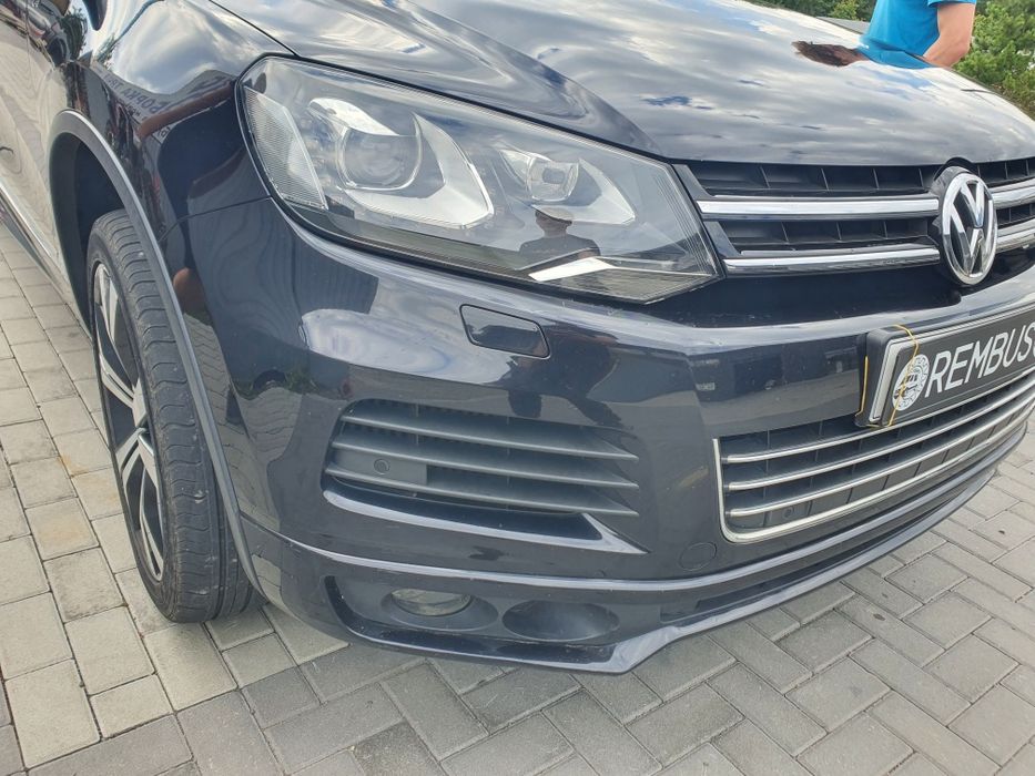 Фара передня права Volkswagen Touareg bi-xenon туоег 2010+ ксенон